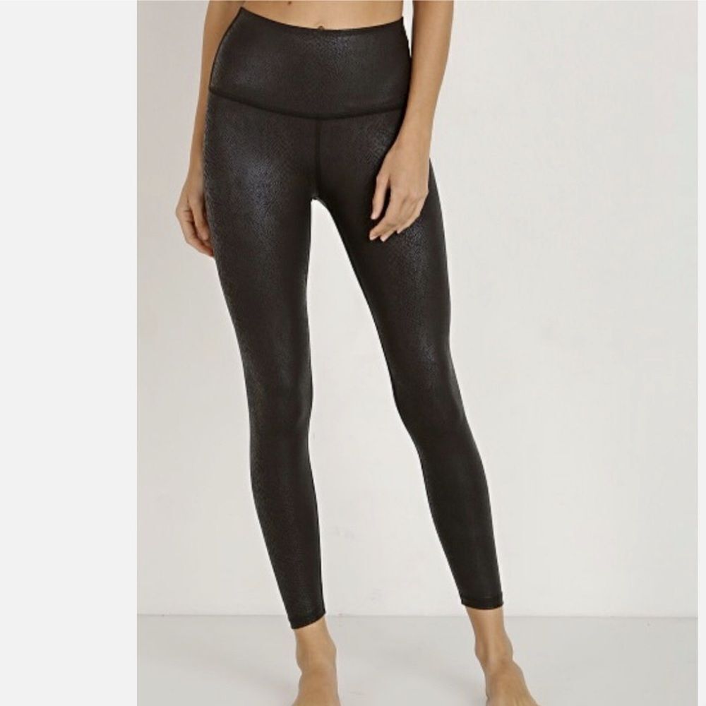 Beyond Yoga Viper High Waisted Midi Length Leggings Viper Black Size XS